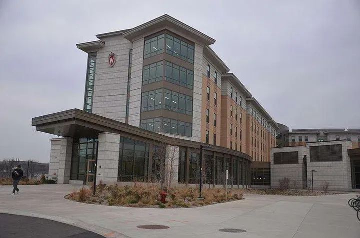 公派出国英语达标要求_出国英语水平要求_出国英语要求