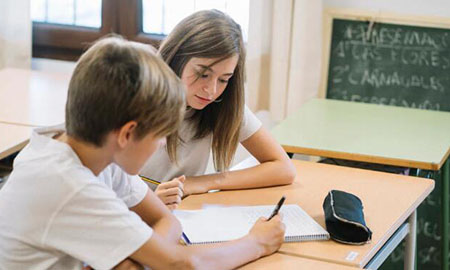 高考英语写作常用词组汇总 免费下载_高考常用英语词组_英语口语常用词组