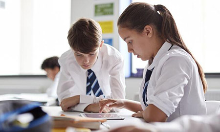 英语零基础学英音好还是美音好_学**英语好还是**英语好_学英语头家的方法