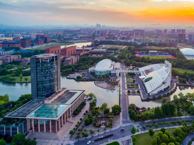 高考英语分数分布_2016高考英语头家分数_上海高考英语分数