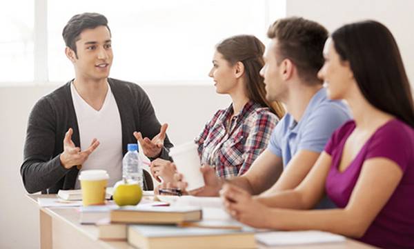 哪个雅思培训班比较好_雅思班培训_雅思买网课好还是线下培训好