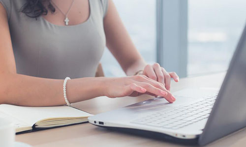 dc交流资讯类似网站_交流英语口语的网站_英语交流网站