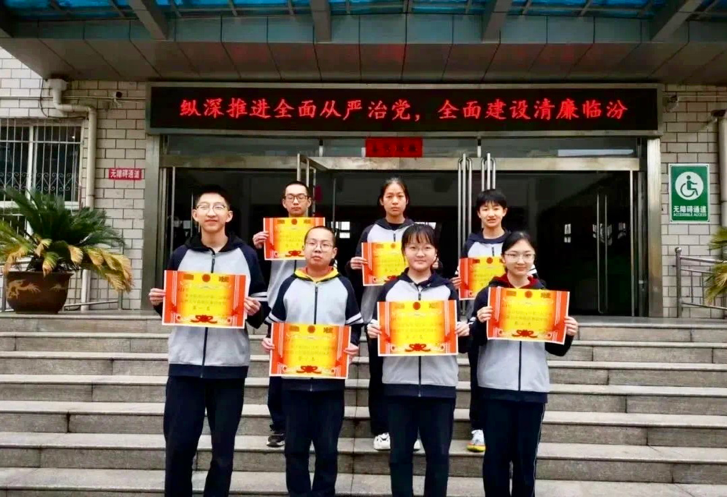 网上的学习英语打卡学习怎么样_学习英语的方法英语作文_学习的英语