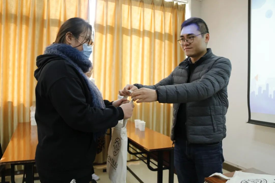 培训会议英语_培训英语点读培训英语点读_培训会议英语