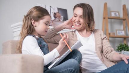 线上上课好还是线下的好呢_培训雅思线上课和线下课_线上课程平台哪个好