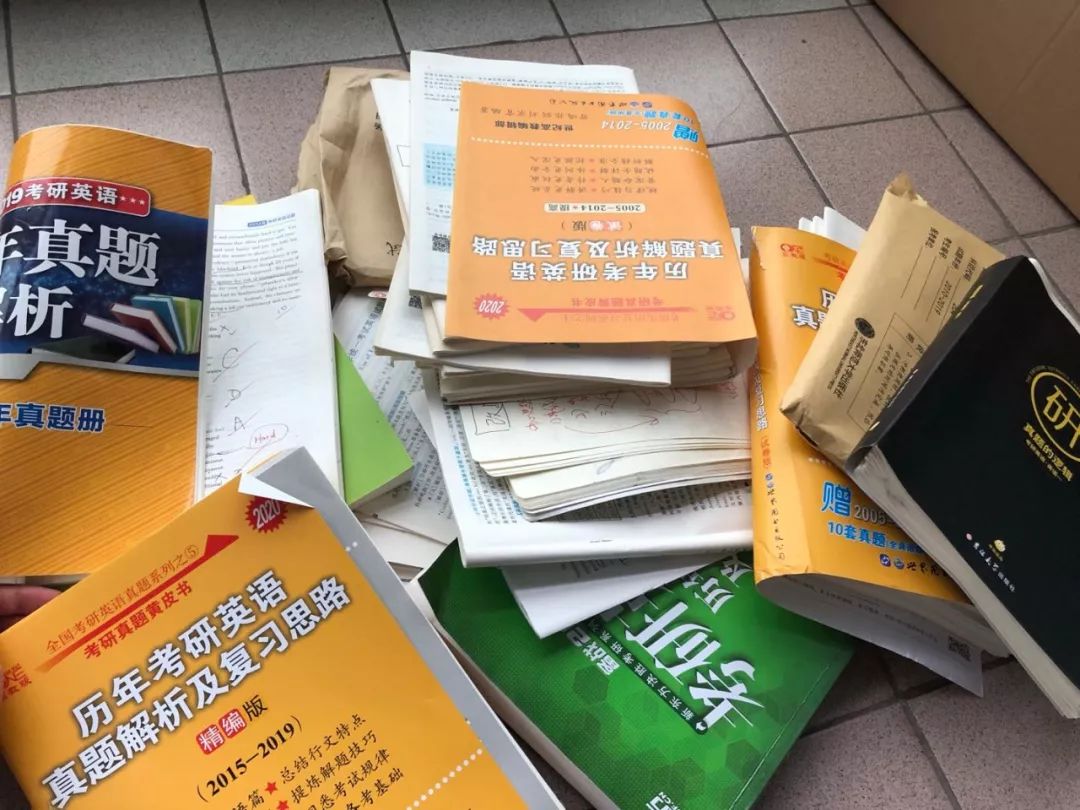 英语私教一个小时多少钱_催收员私收客户钱判几年_支付宝24小时私人小贷