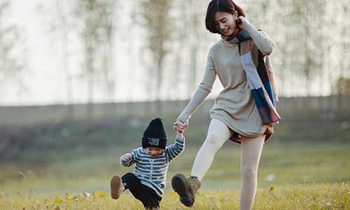 有必要给**上英语早教吗_**多大进行英语早教比较好_学英语字母的软件