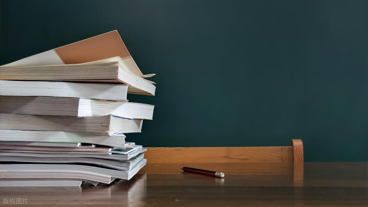 成人高考毕业论文要求_成人高考学位证条件_成人本科学位英语难吗