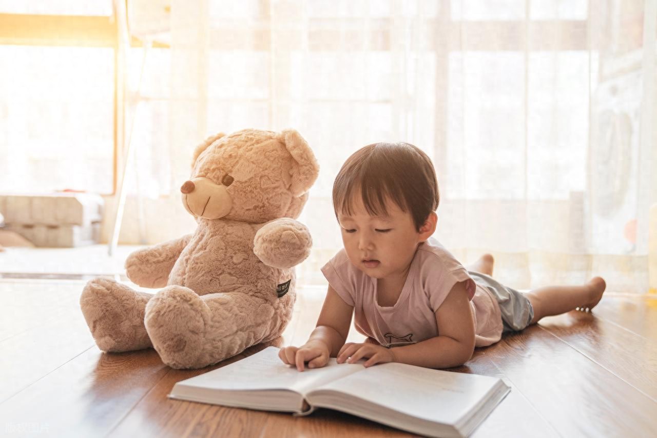 英文儿歌推荐_家长自学英语辅导**_1-2岁**英语启蒙