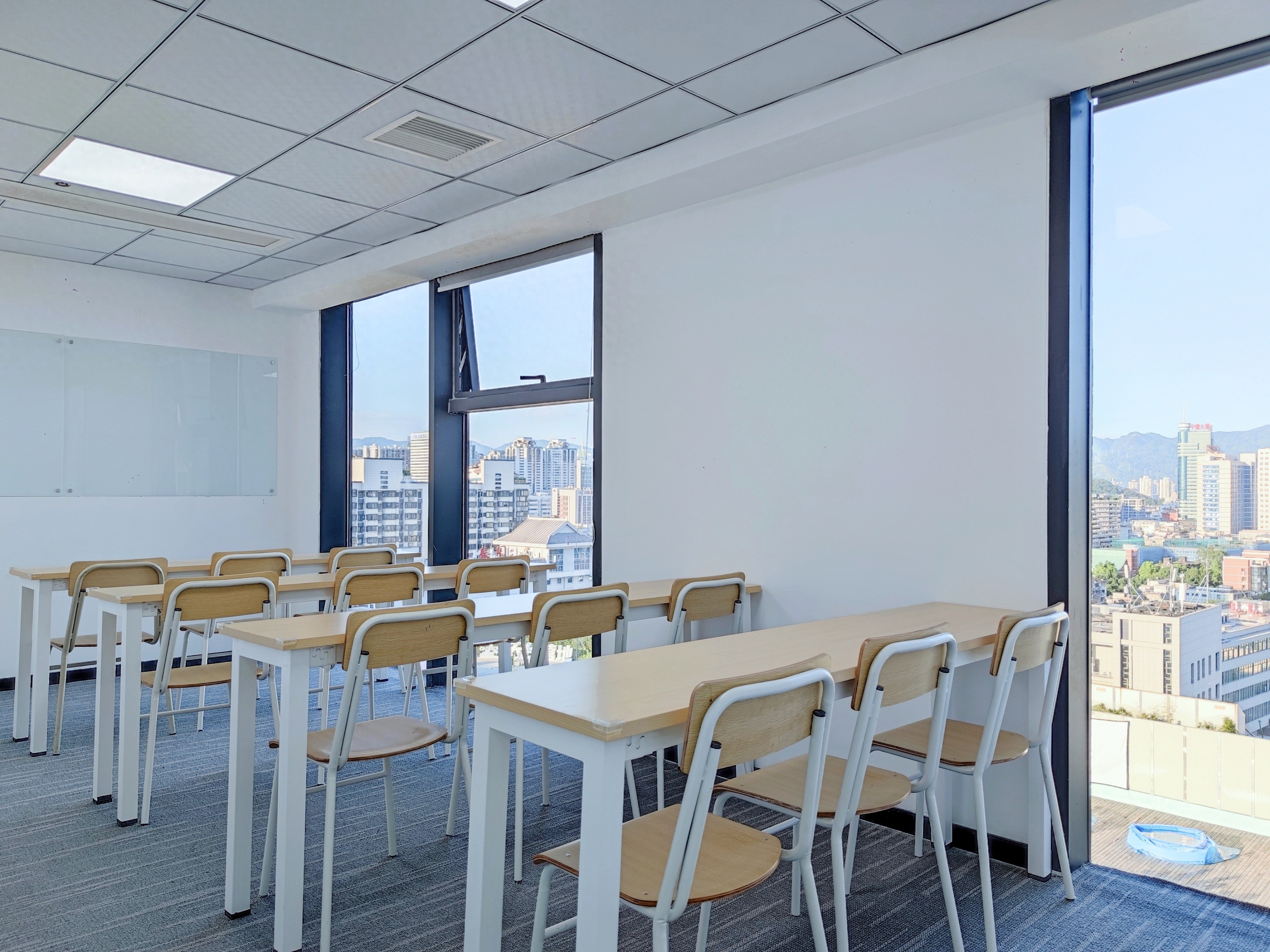 福州日语培训机构推荐_福州一飞外语日语培训_福州外教一对一英语培训价格多少