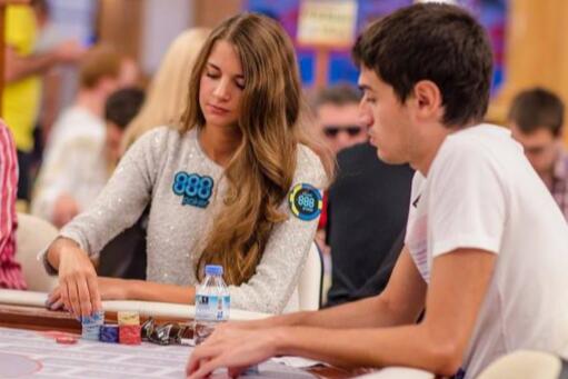 阿卡索英语培训套餐价格_阿卡索英语外教收费价格_阿卡索外教网与tutor