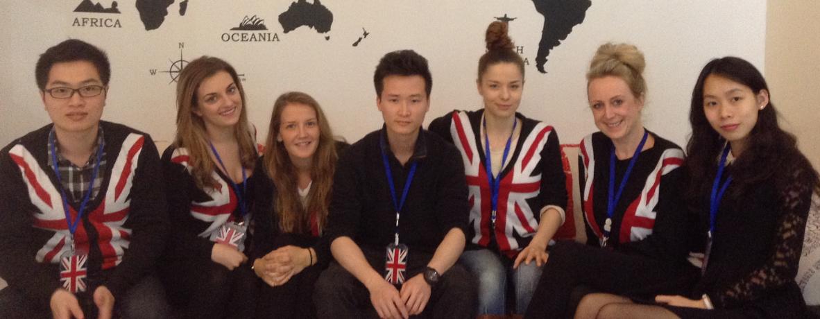 广东一对一外教多少钱_社区共享教室平台_上门外教服务模式