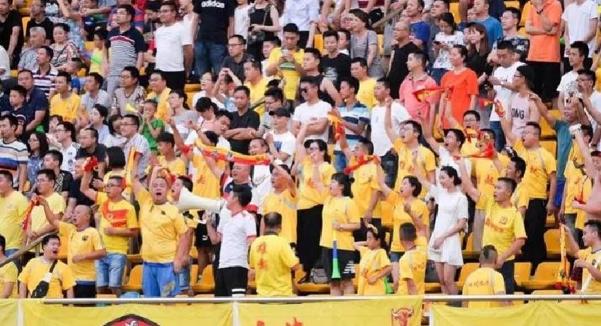 深圳外教一对一培训_深圳新鹏城外教下课_韦斯利加盟深圳新鹏城