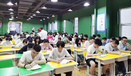 郫县中考英语培训中心大约多少钱_临清市初中一对一辅导