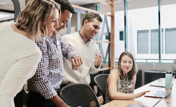 阿卡索英语网课平台评价_初中英语网课平台推荐_口语外教一对一网上课程