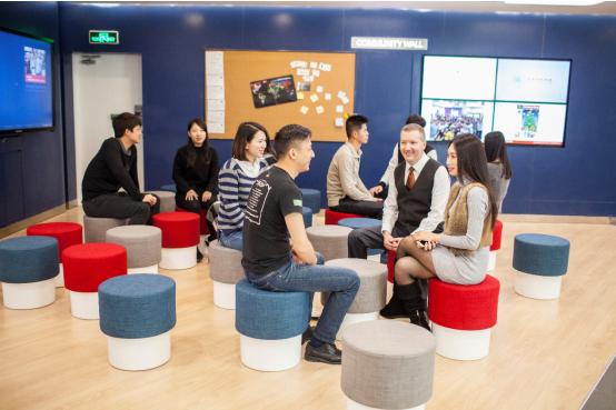 华尔街英语外教招聘体系_外教资质要求华尔街英语_华尔街英语外教是一对一吗知乎