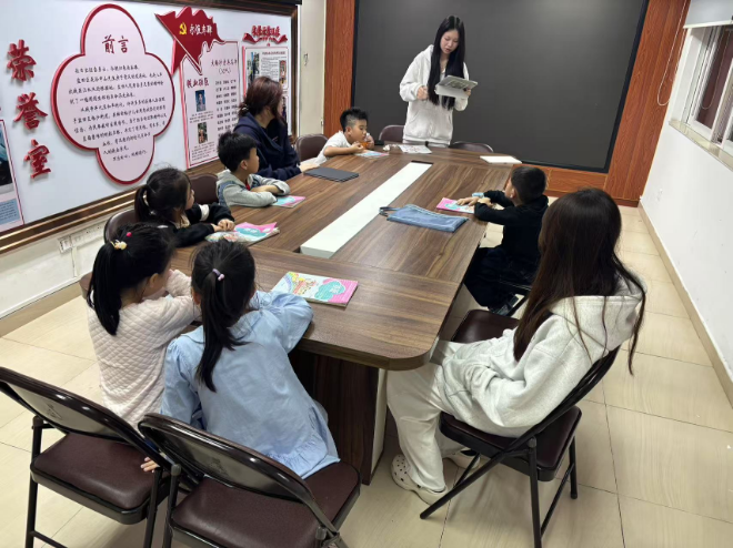 万科梅沙书院青简阁公益小老师_盐田一对一外教哪家强_大梅沙社区朋辈英语补习班