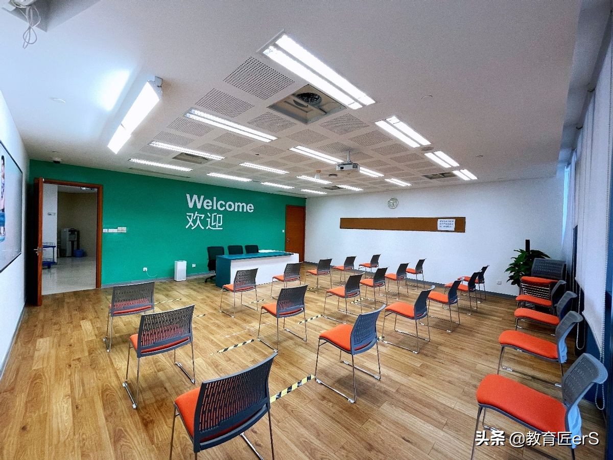 西交利物浦大学雅思机考考点_苏州雅思机考报名_苏州雅思一对一外教价格多少钱一年