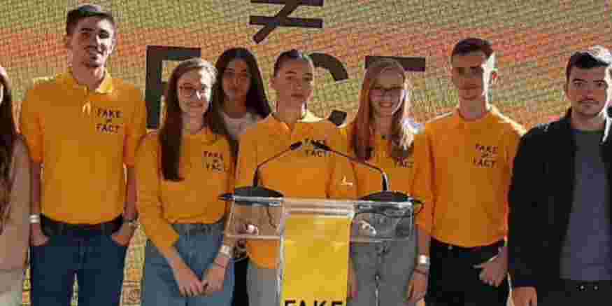 口袋英语外教app直播一对一教学_口袋英语真人外教一对一app_口袋英语外教app口语练习课程